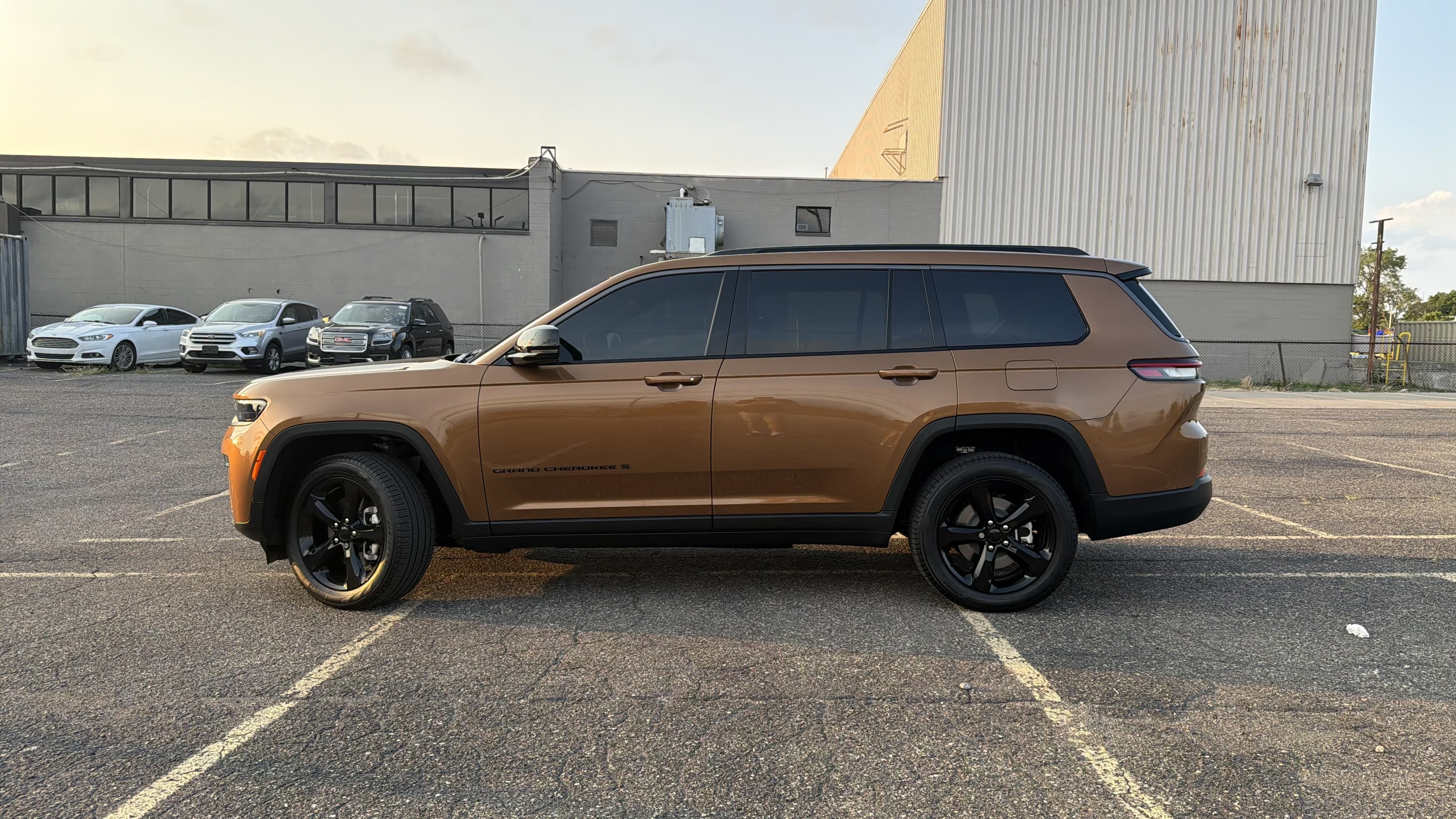 2026 Jeep Grand Cherokee L Limited — Side profile